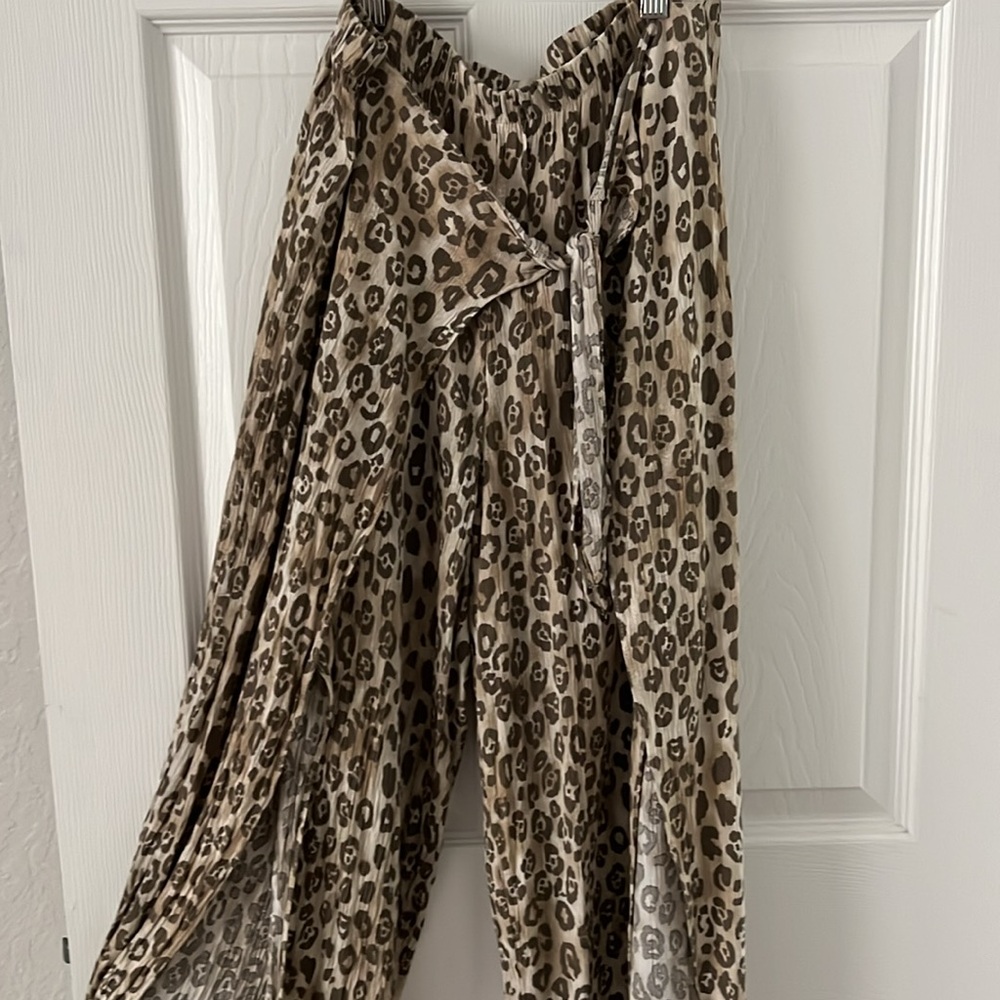 Pants & Top set - Picture 2 of 10